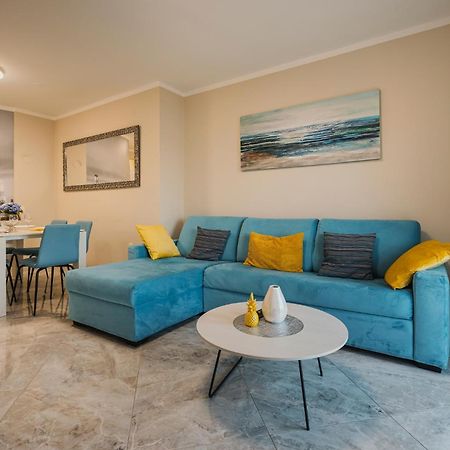 Bluemarine Apartment Umag Exterior photo