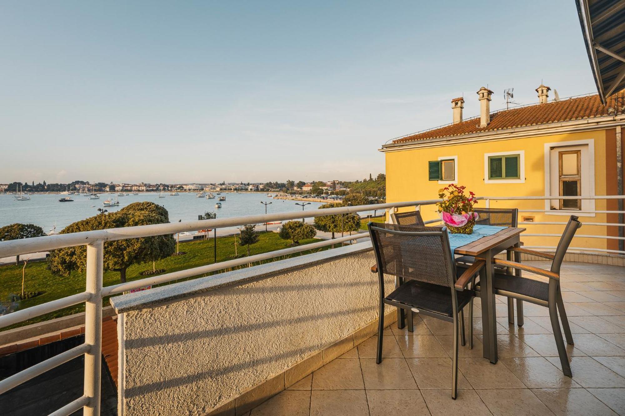 Bluemarine Apartment Umag Exterior photo